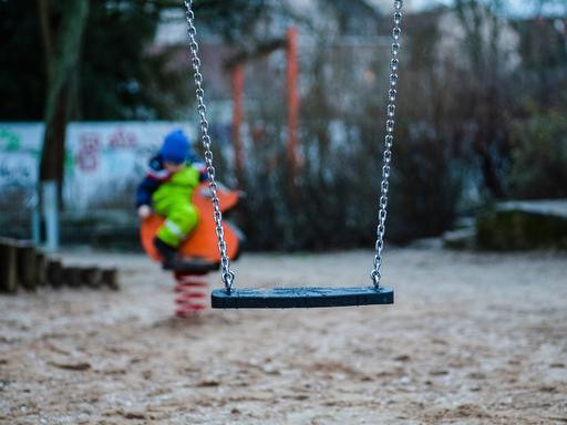 Socijalna nejednakost u Njemačkoj u porastu, tri miliona djece živi u siromaštvu