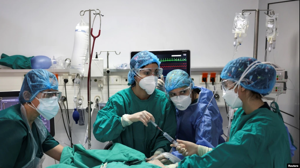 Grčka naredila mobilizaciju doktora u privatnom sektoru za javno zdravstvo