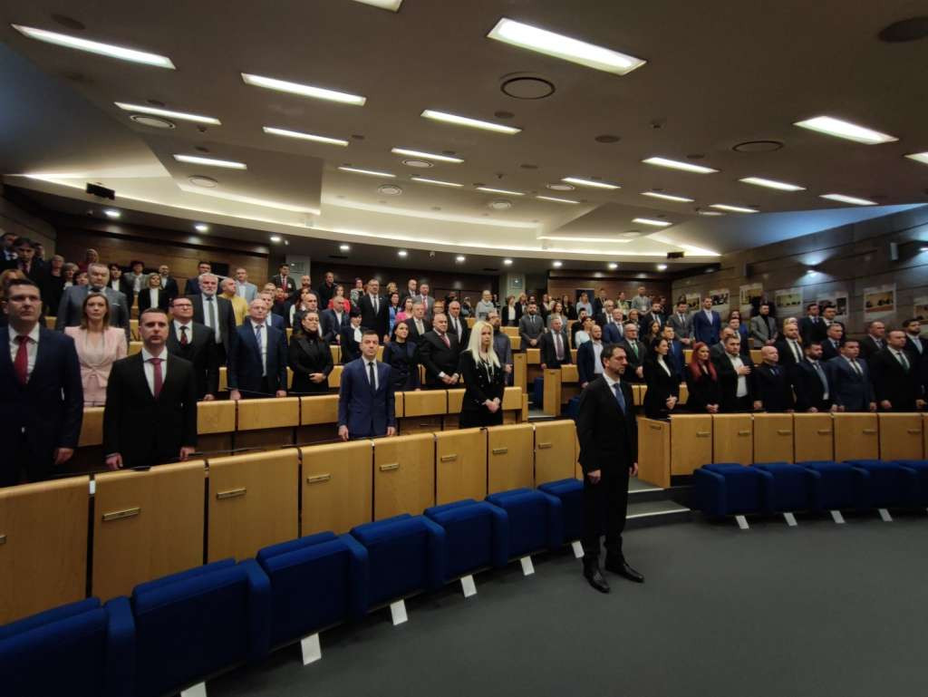 Delegati Doma naroda Parlamenta FBiH preuzeli uvjerenja o osvojenom mandatu