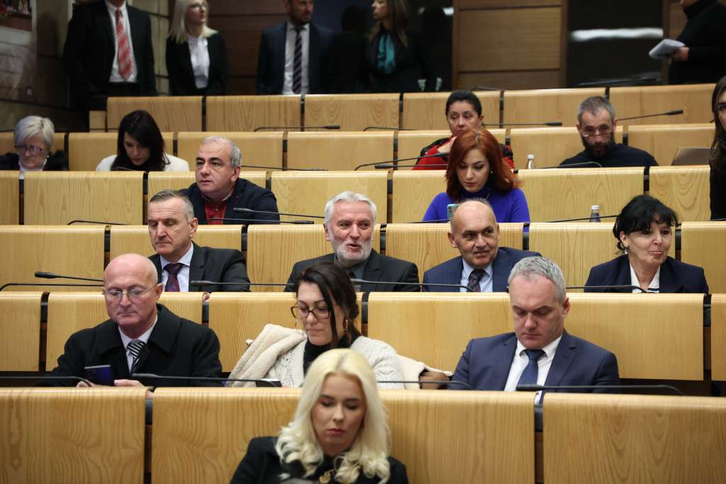 Dom naroda PFBiH: Usvojena strategija zapošljavanja i strategija okoliša