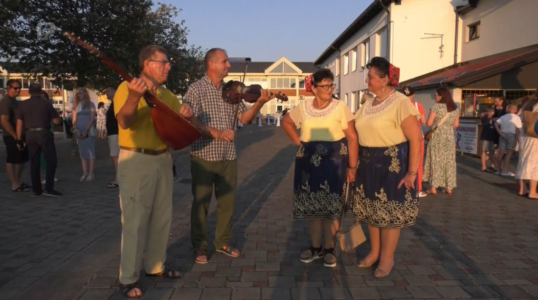 U Domaljevcu otvorena najveća kulturno-sportska manifestacija - centralni događaj Domaljevačka tkanica