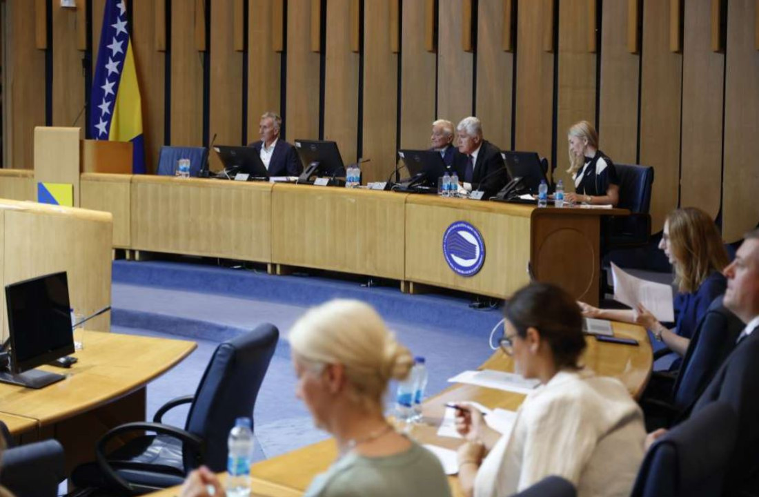 Dom naroda PSBiH usvojio Zakon o izmjeni Zakona o VSTV-u