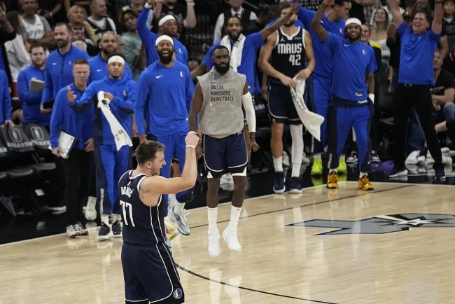 Triple-double Dončića i pobjeda Dallasa na startu nove NBA sezone
