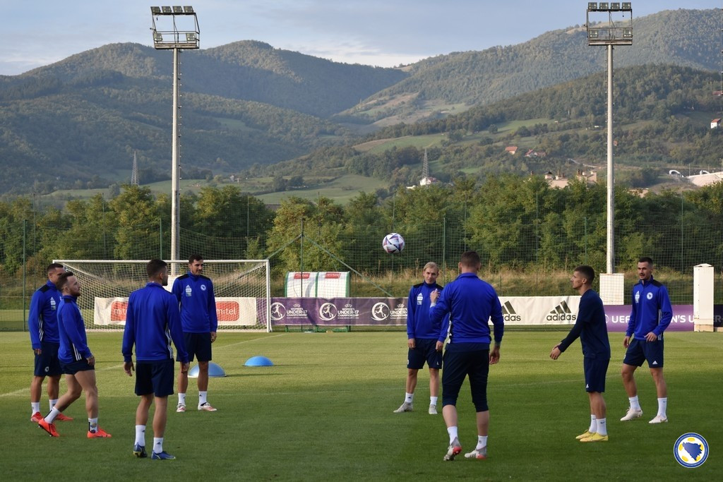 Fudbalska reprezentacija BiH nastavila pripreme za Rumuniju