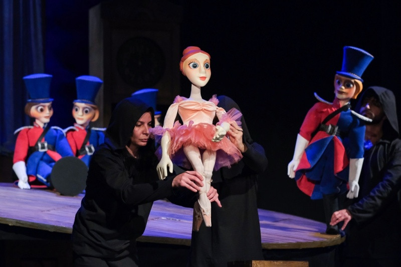 Sutra na sceni Pozorišta mladih predstava "Olovni vojnik"