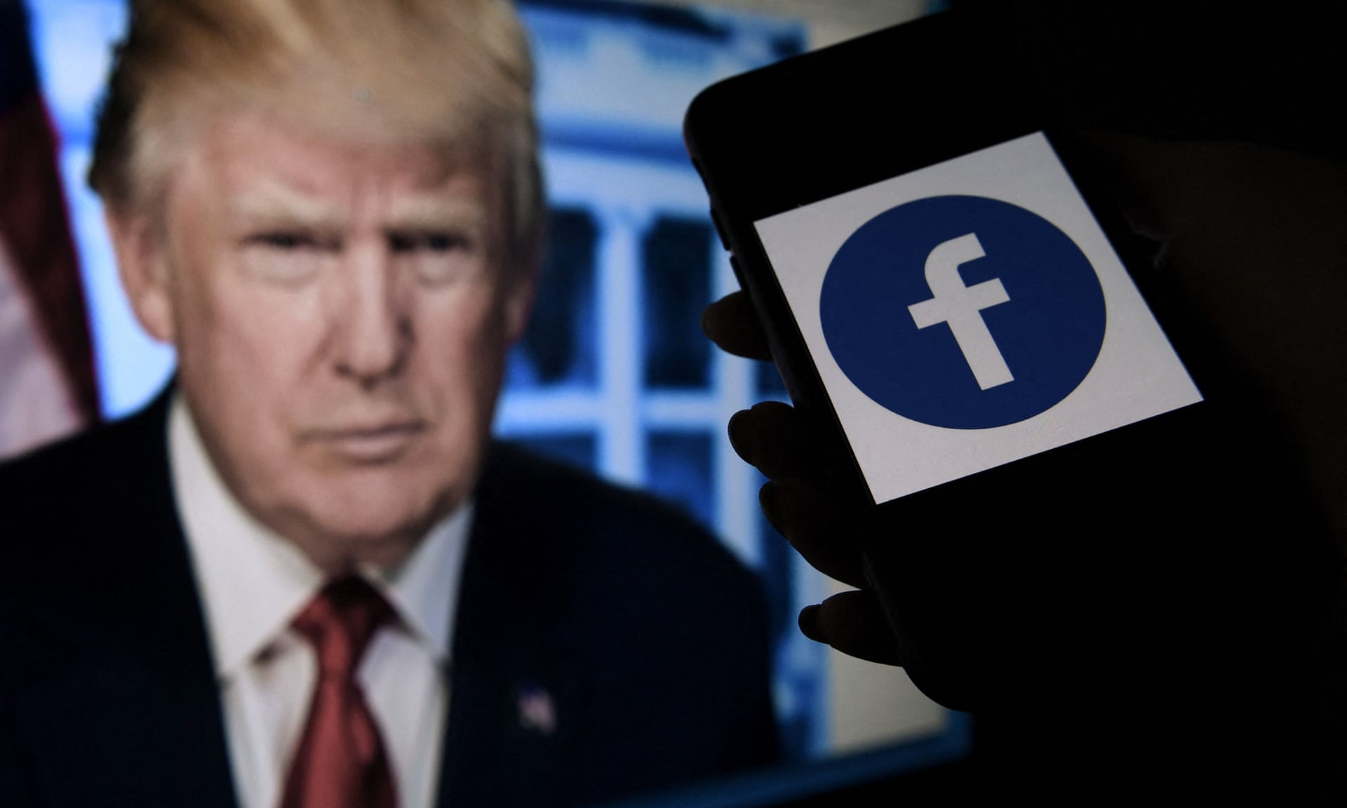 Odbor Facebooka podržao neodređenu suspenziju naloga Donalda Trumpa