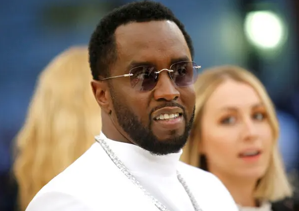 Ozloglašeni Sean Diddy Combs podnio tužbu za klevetu protiv čovjeka koji tvrdi da ima kompromitirajuće snimke njegovih "freak-off” zabava