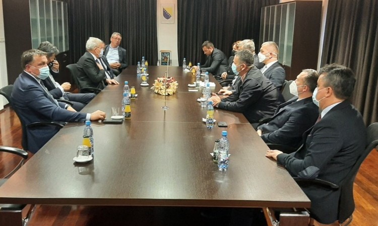 Fokus sa migrantske krize prebaciti na ekonomski napredak