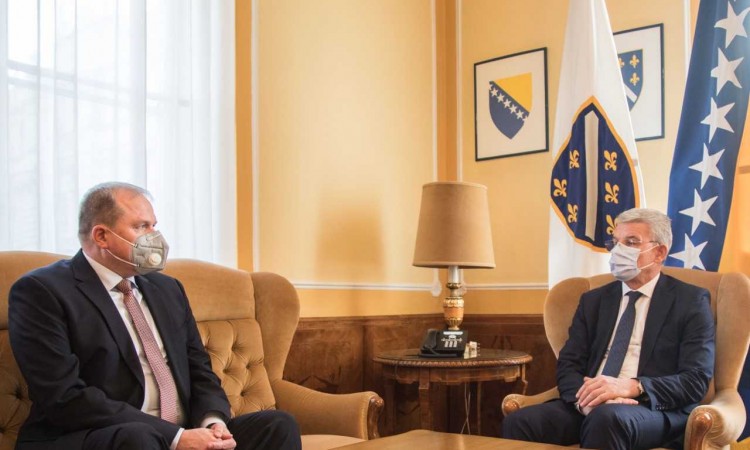 Džaferović i Pinkus o unaprjeđenju odnosa BiH i Litvanije