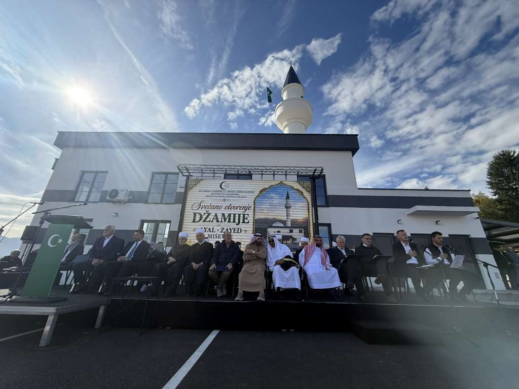 Svečano otvorena džamija Ayal Zayed u džematu Binježevo kod Hadžića