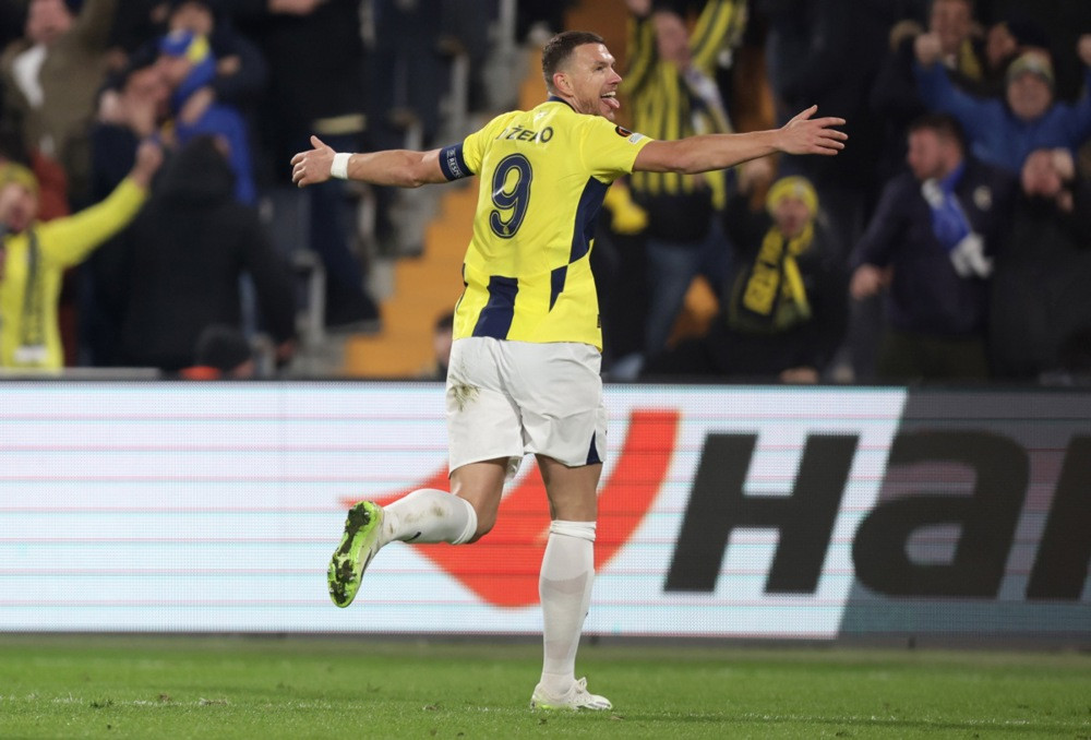 Fenerbahce o kraju reprezentativne karijere Edina Džeke: Uvijek ćemo biti ponosni što su nam se putevi ukrstili