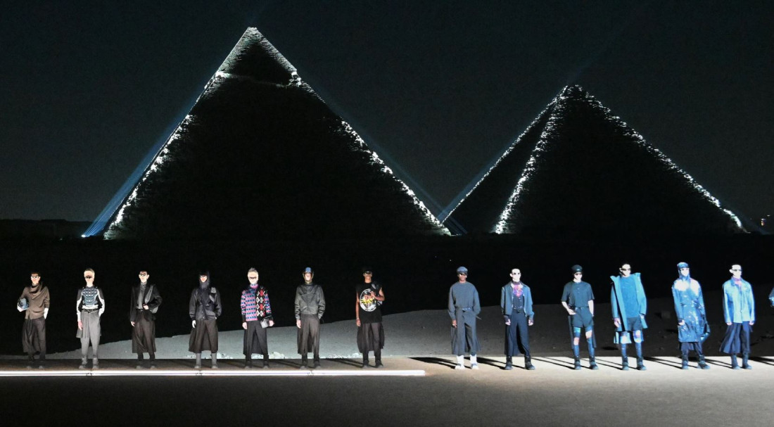 Diorova modna revija u podnožju piramide u Gizi