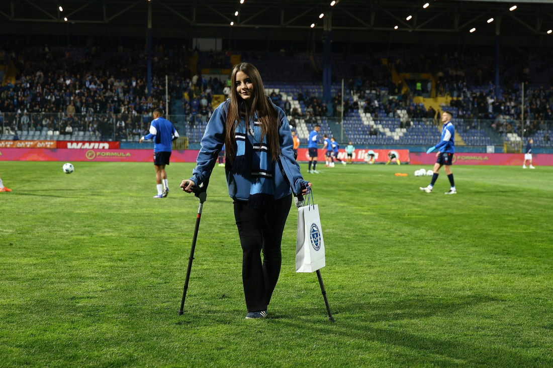 'Ella je ponovo s nama': Željezničar ugostio djevojčicu koja je teško povrijeđena u tramvajskoj nesreći