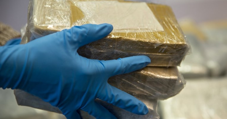 U blizini Napulja policija zaplijenila više od 80 kilograma kokaina