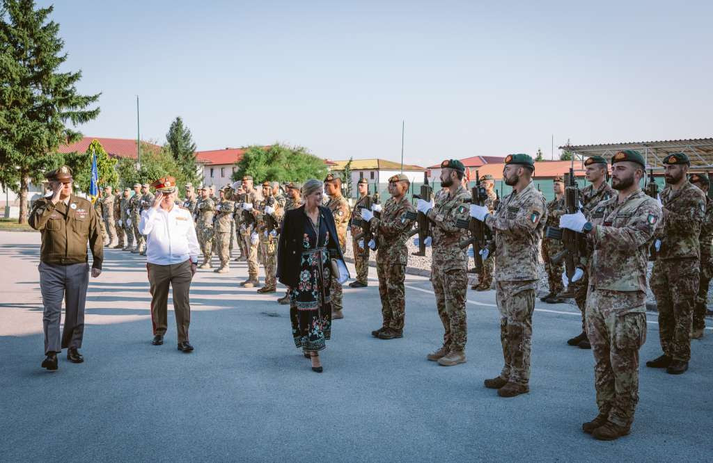 Vojvotkinja od Edinburga posjetila bazu Butmir