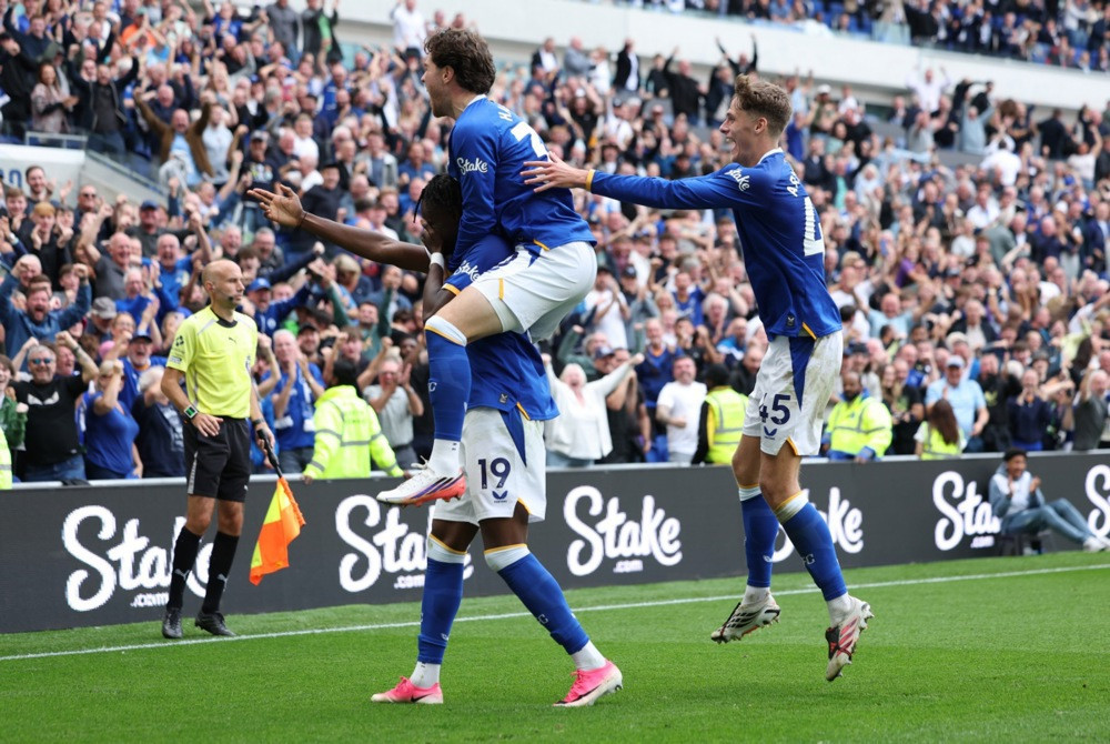 Everton u završnici do boda protiv Uniteda u Premier ligi