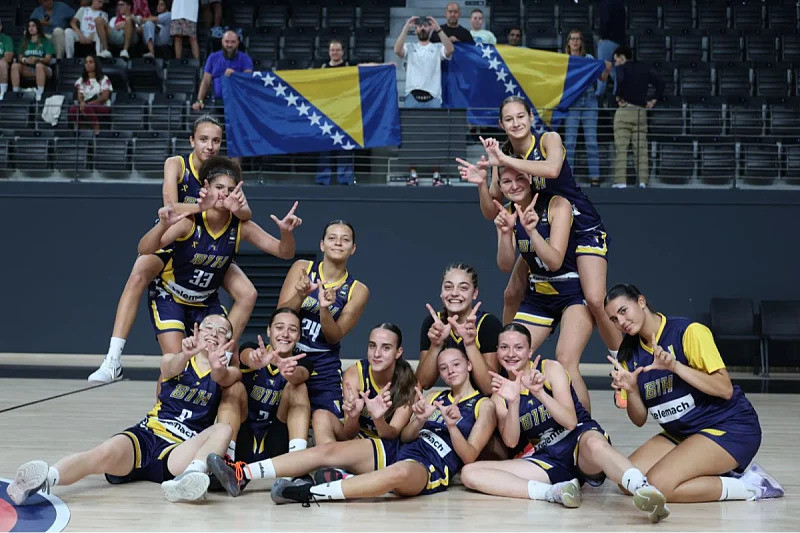 Zmajice s emocijom i snagom srušile Dansku