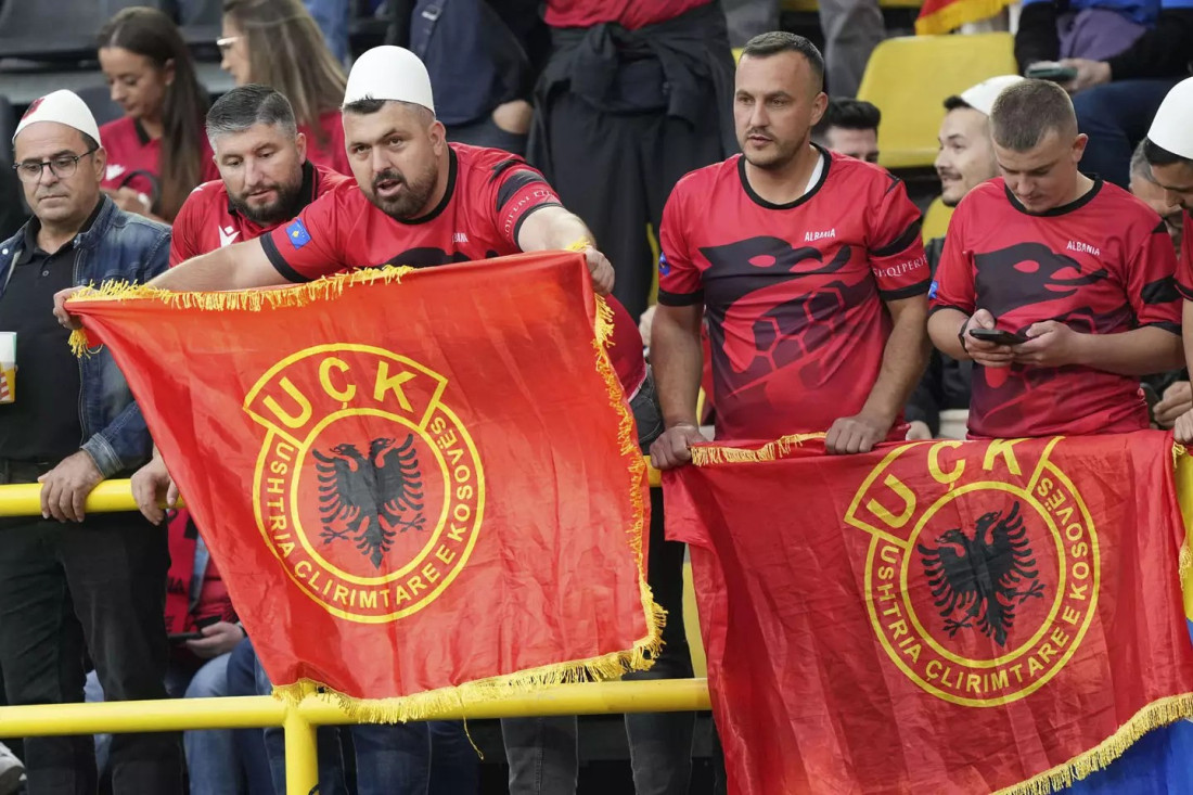 FIFA kaznila Albaniju: Navijački ispadi skupo koštali savez