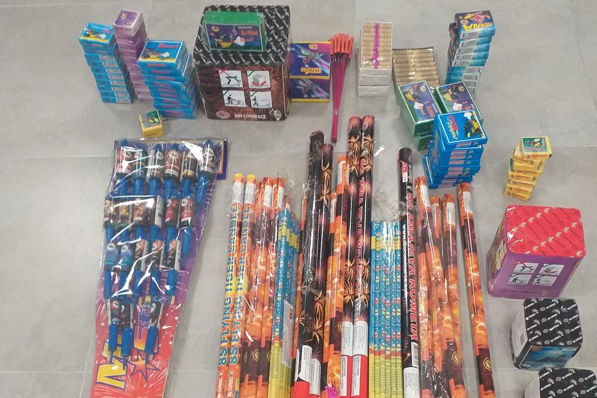 Policija u Banjaluci oduzela 213 paketa pirotehničkih proizvoda