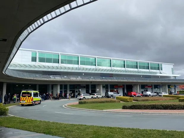 Aerodrom u Canberri evakuisan nakon pucnjave