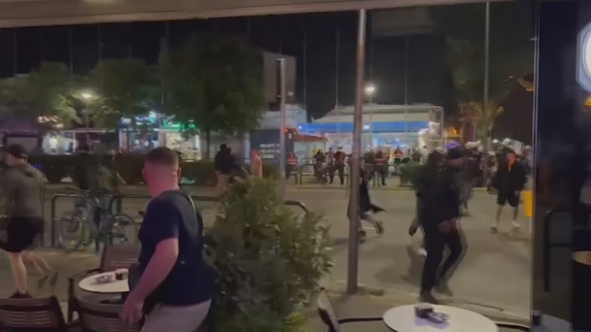 Nakon nereda 80 navijača deportovano u Italiju, povrijeđeno 19 albanskih policajaca