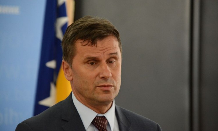 Premijer Novalić čestitao Novu godinu