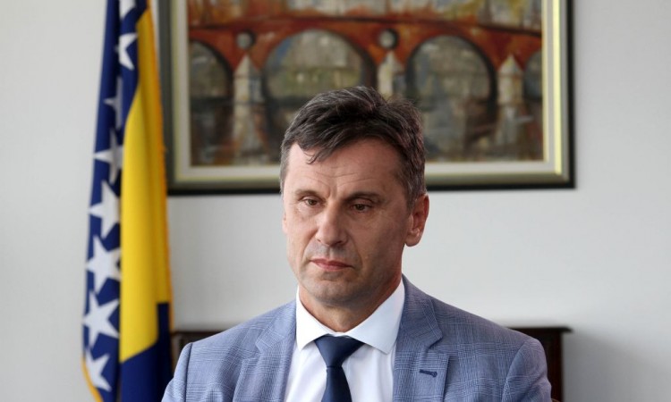 Novalić povukao Prijedlog zakona o konsolidaciji javnih zdravstvenih ustanova u FBiH