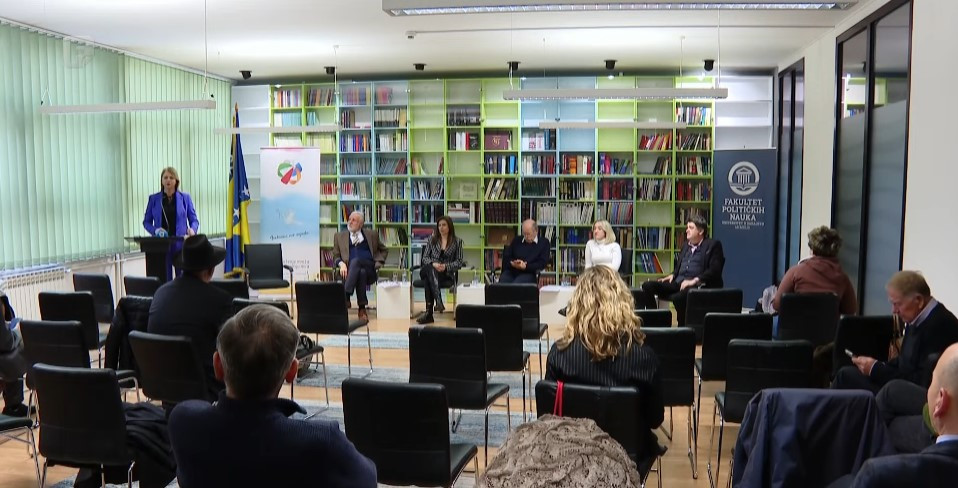 UŽIVO: Konferencija "Nadiruća fašizacija i dva jubileja"