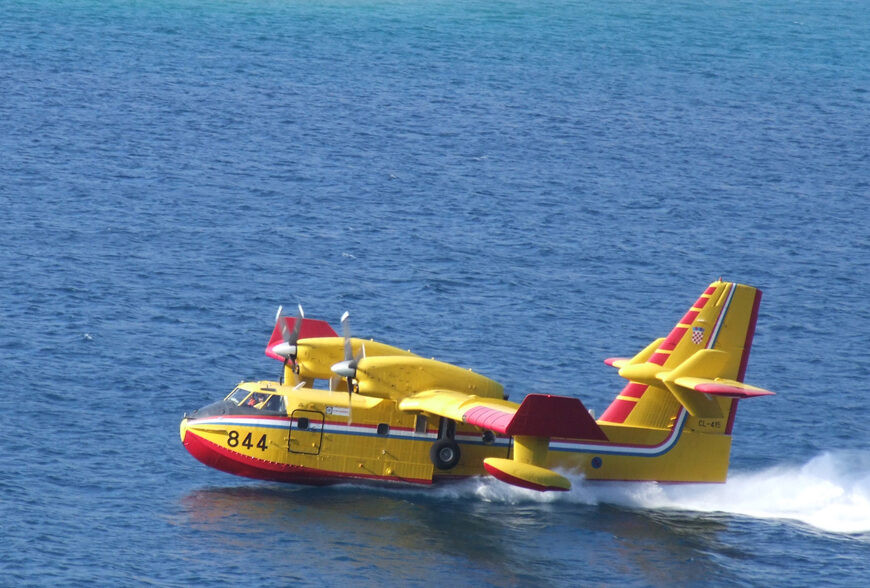 Hrvatska: Izbio požar u Vrpolju, vatrogasci uspjeli odbraniti kuće