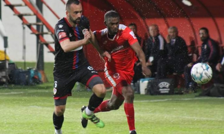 Borac iščupao bod na gostovanju kod Veleža