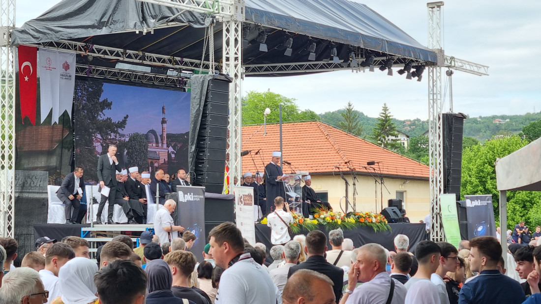 Svečano otvorena Šarena džamija u Tuzli, novo poglavlje rekonstruisanog bisera sakralne arhitekture