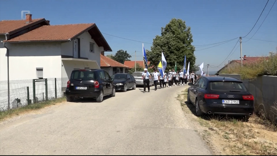 Iz Trepča krenuo Marš mira za Srebrenicu, najmlađi učesnik ima samo 11 godina