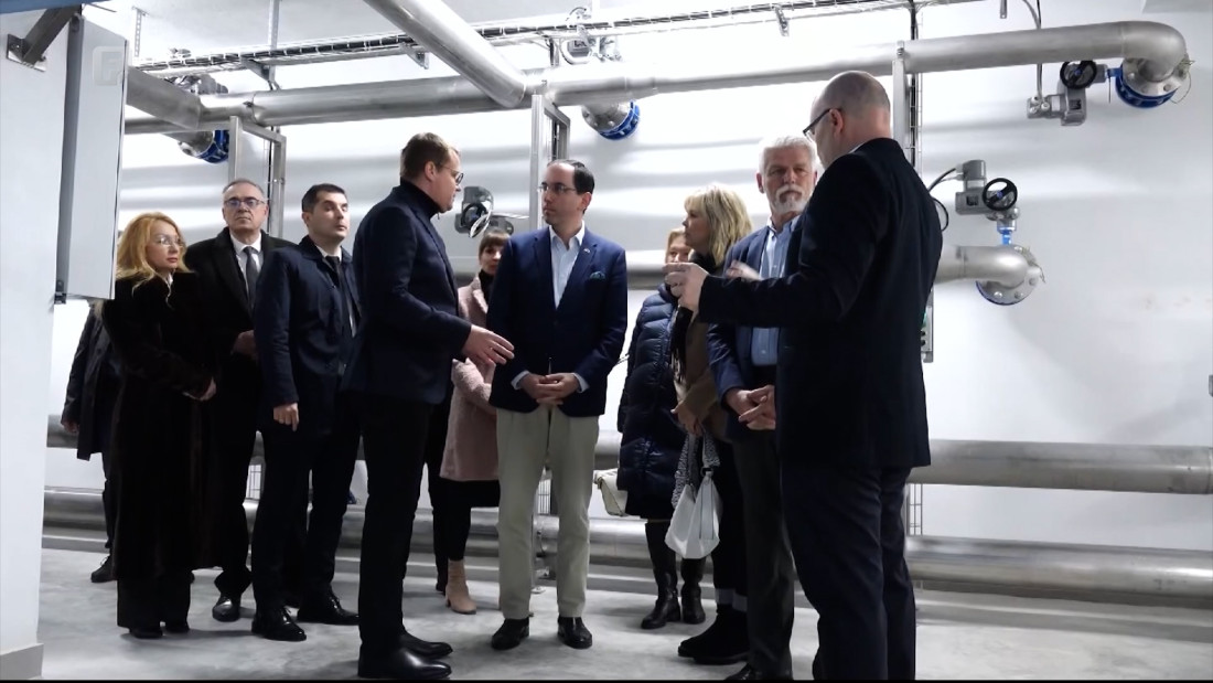 Češki predsjednik u Tesliću posjetio postrojenje za preradu pitke vode