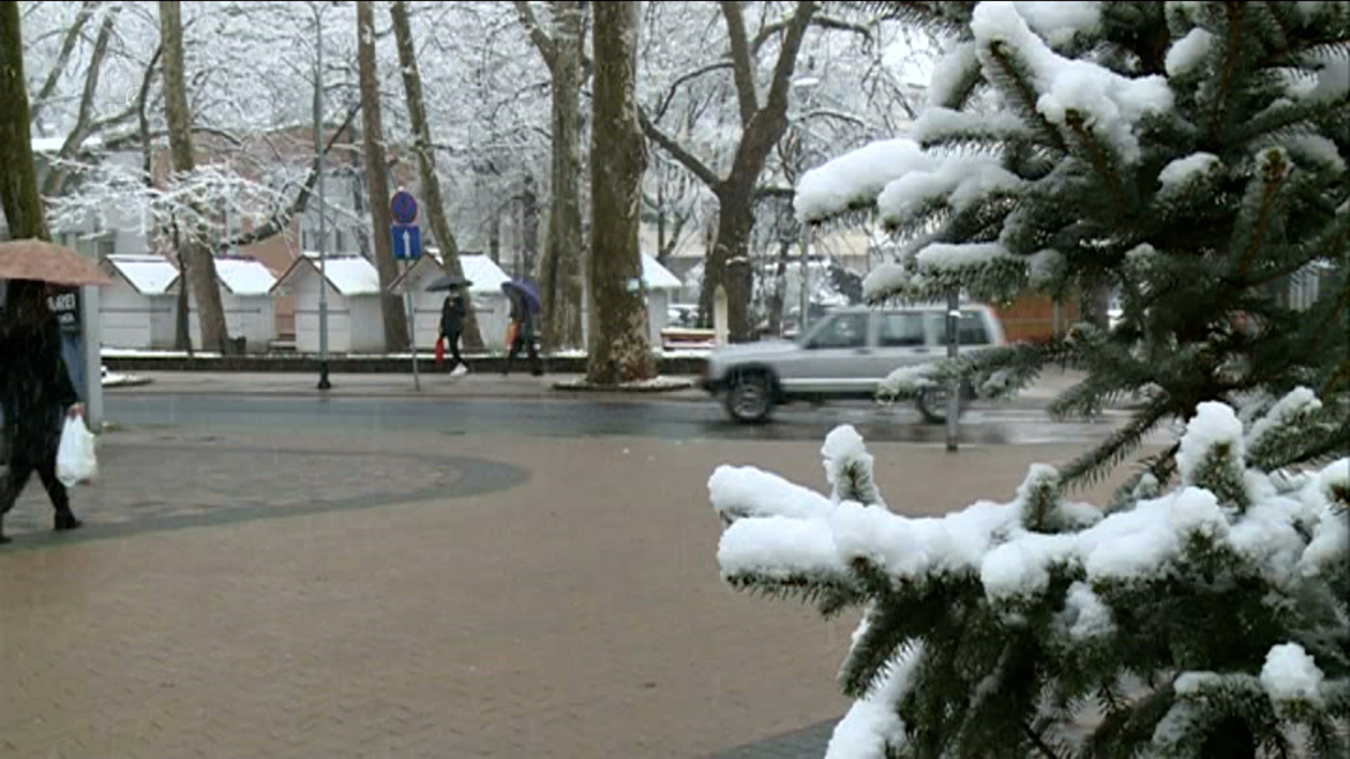 Obustavljen teretni saobraćaj na putu Drvar - Bosanski Petrovac