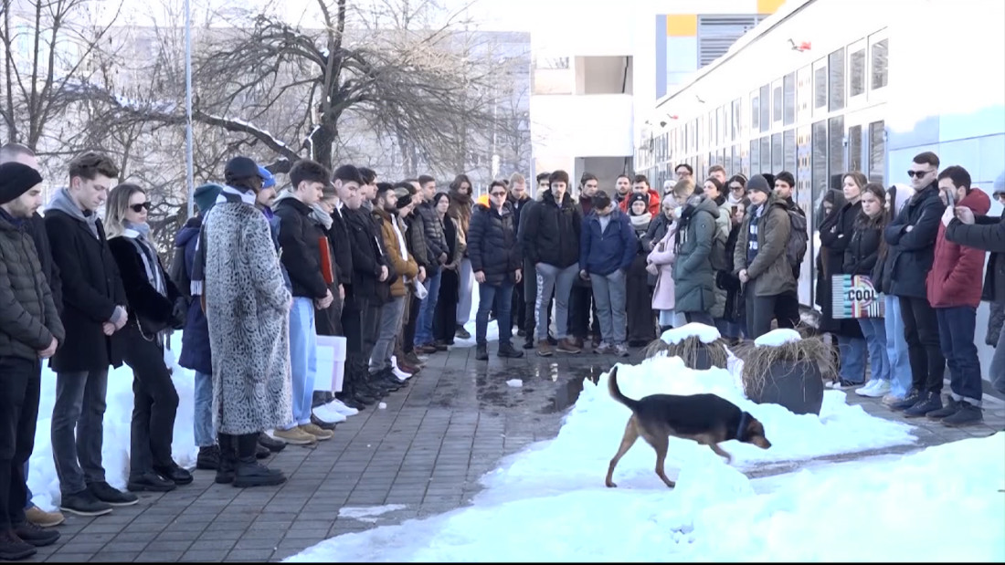 15 minuta ispred Studentskog kulturnog centra za pomen stradalima u padu nadstrešnice