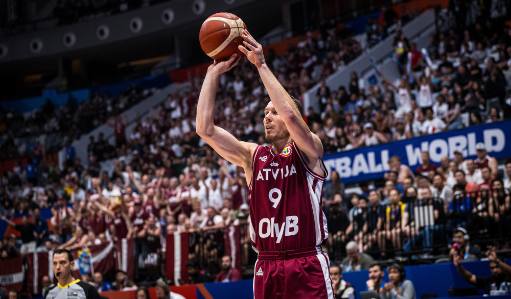 Kapiten latvijske reprezentacije Bertāns se povukao sa SP zbog povrede