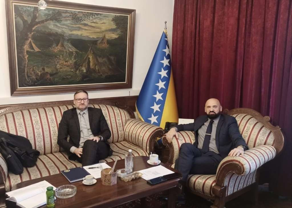 Isak i Topalović o jačanju saradnje u provođenjau finansijskih istraga