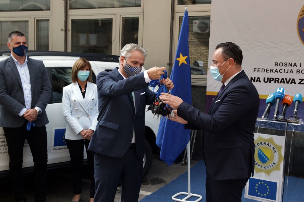 EU donirala 14 vozila fitosanitarnim inspektorima u FBiH