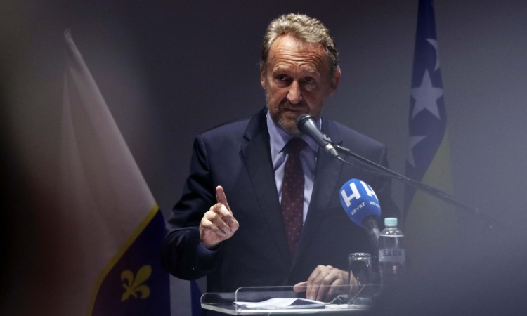 Izetbegović: Destruktivne politike nas mogu uvesti u krize, ali nas ne mogu pobijediti