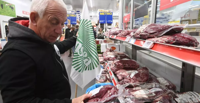 Nova francuska strategija prehrane: manje mesa, suprotno američkoj strategiji koja preporučuje više