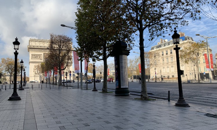 Francuska ponovo otvara bašte restorana i kafića nakon šest mjeseci
