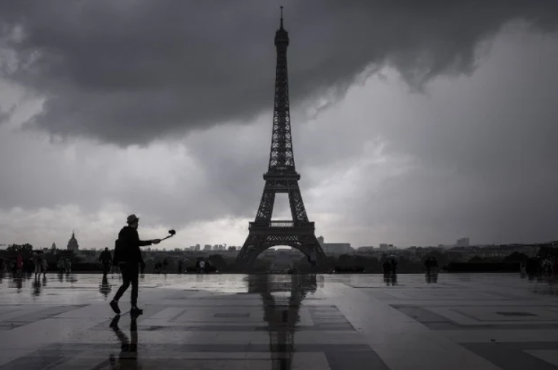 Francuska: U 34 provincije izdato narandžasto upozorenje zbog poplava i oluja