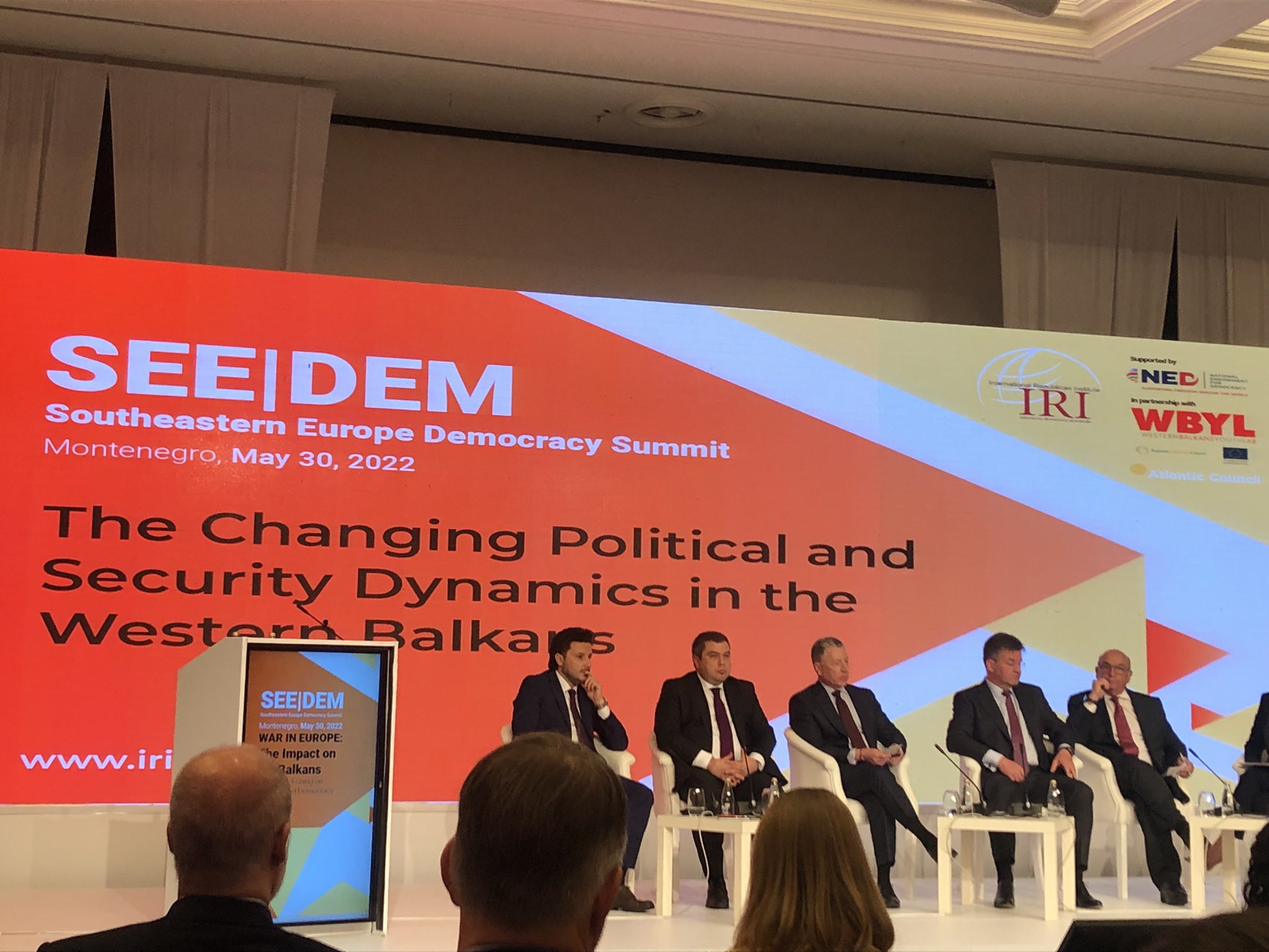 Sir Stuart Peach: Nećemo dozvoliti secesiju Republike Srpske