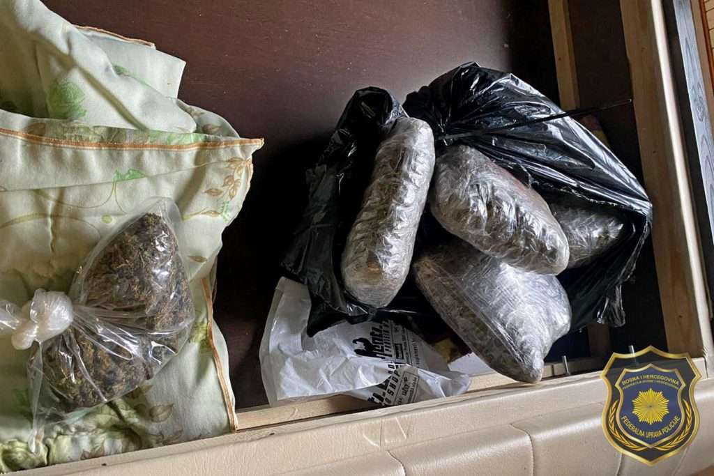 FUP: Uhapšena jedna osoba, pronađena droga i novac