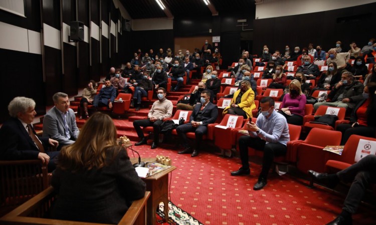Snažne poruke iz Starog Grada u momentu vrlo teške političke situacije u BiH