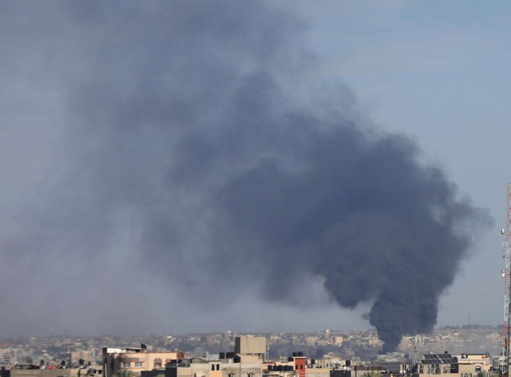 Najmanje 60 Palestinaca ubijeno u "intenzivnim" izraelskim napadima