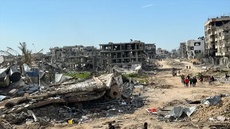 Palestinski timovi spasili su bebu ispod ruševina- brutalni napadi izraelske vojske su nastavljeni