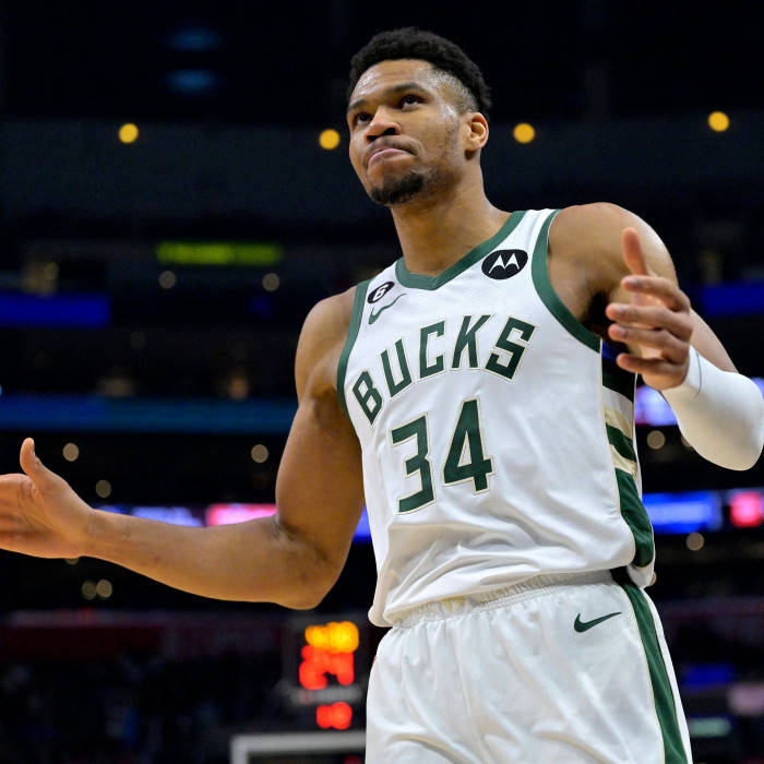 Antetokounmpo danas na dodatnim pregledima u New Yorku