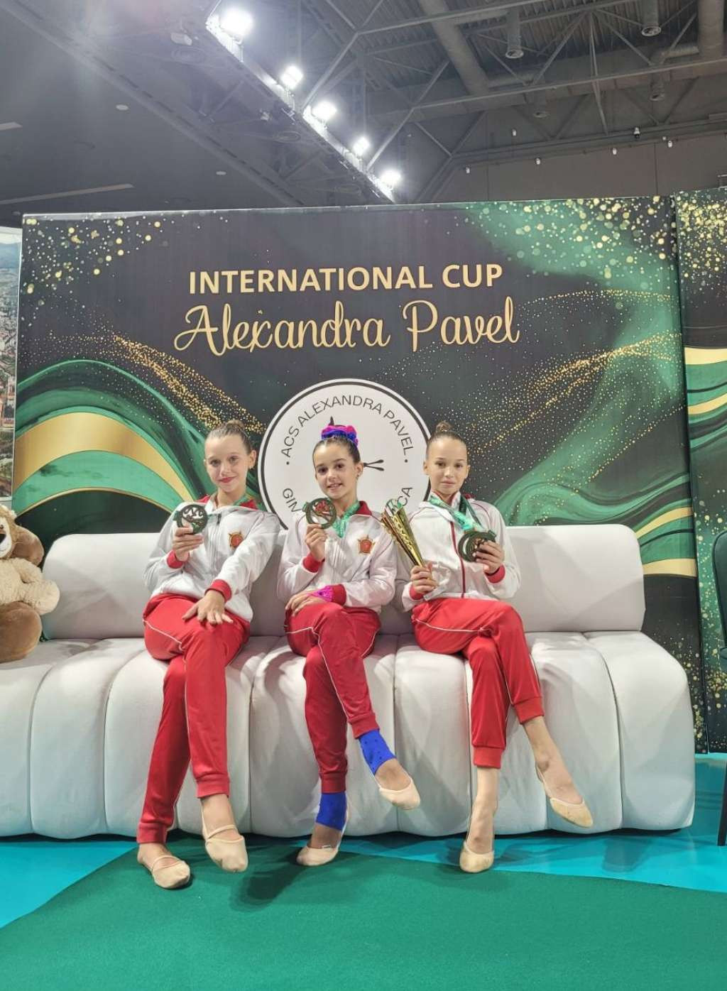 Gimnastičarke 'Slobode' u Rumuniji osvojile četiri zlatne i bronzanu medalju