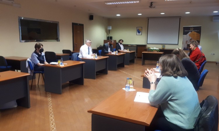 Učinjeni novi koraci ka dualnom sistemu obrazovanja u KS